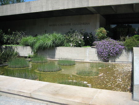 Calouste Gulbenkian Museum Pool