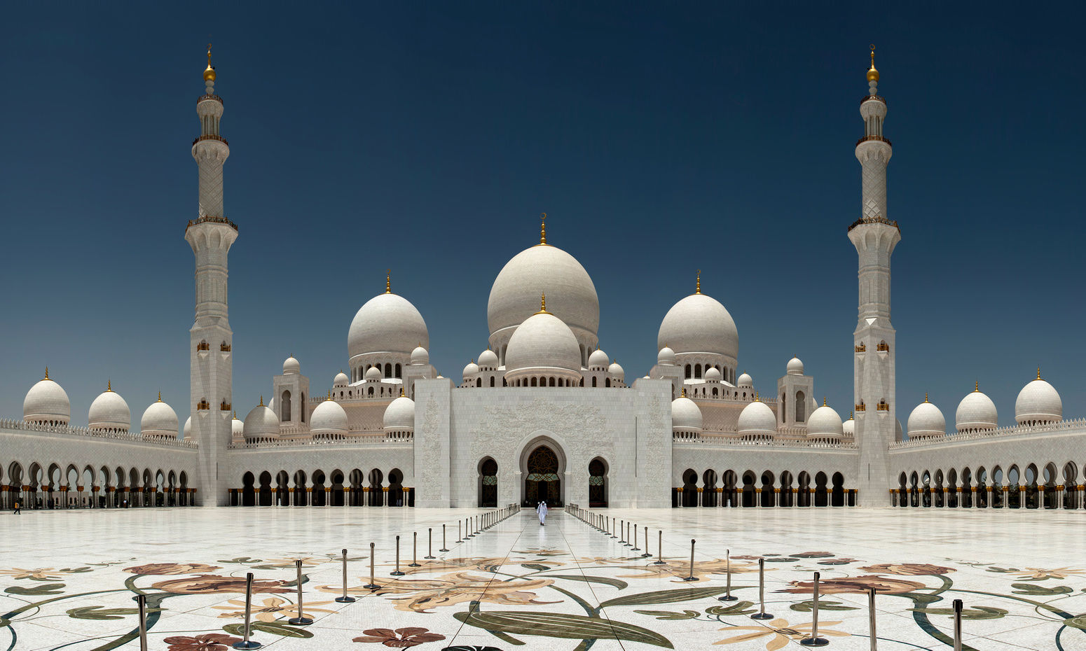 Sheikh Zayed Grand Mosque entrance courtyard frontal perfect symetry
