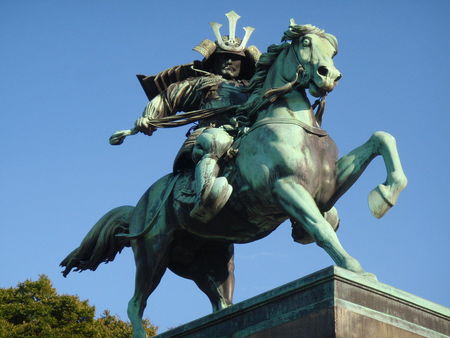 Statue of Samurai "Kusunoki Masanari" in the Tokyo Imperial Palace