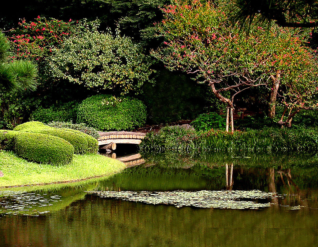 You Must See Tokyo Imperial Palace East Garden If You Happen To