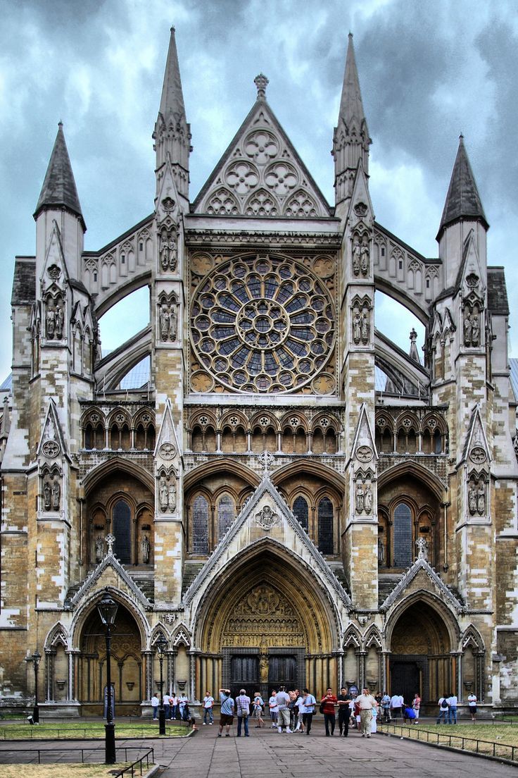 Westminster Abbey whole front facade